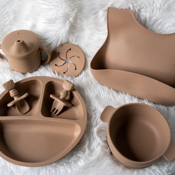 8 Piece Silicone Feeding Set - Picture 1 of 5